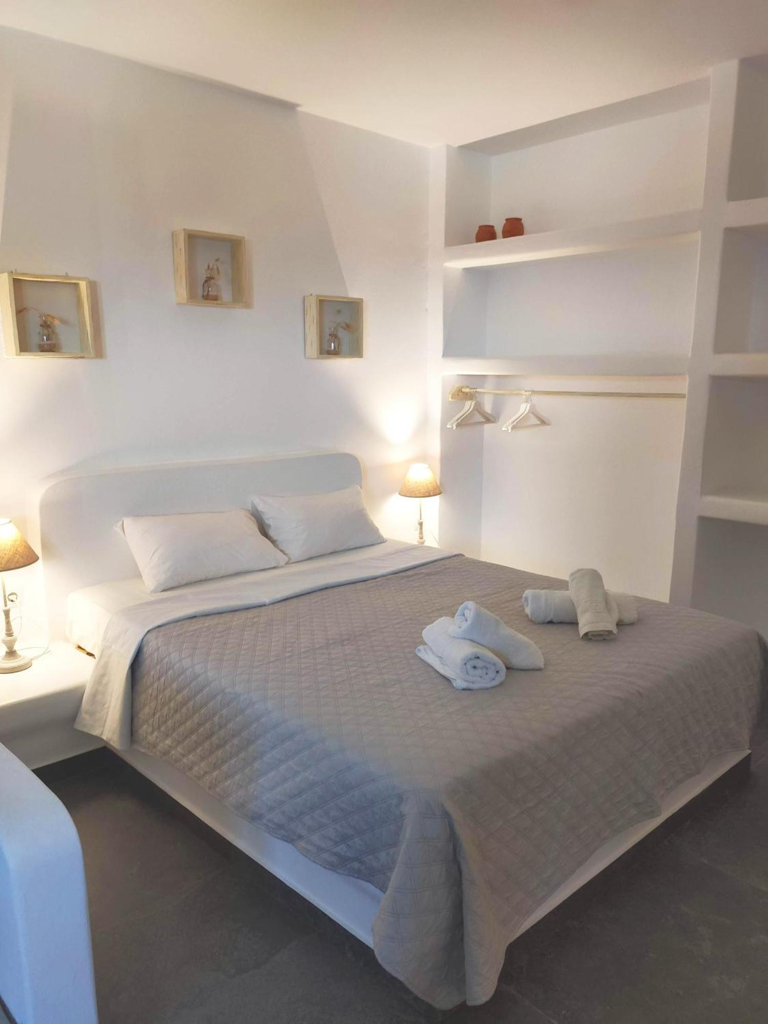 Avissalou Apartments Agios Romanos Bagian luar foto
