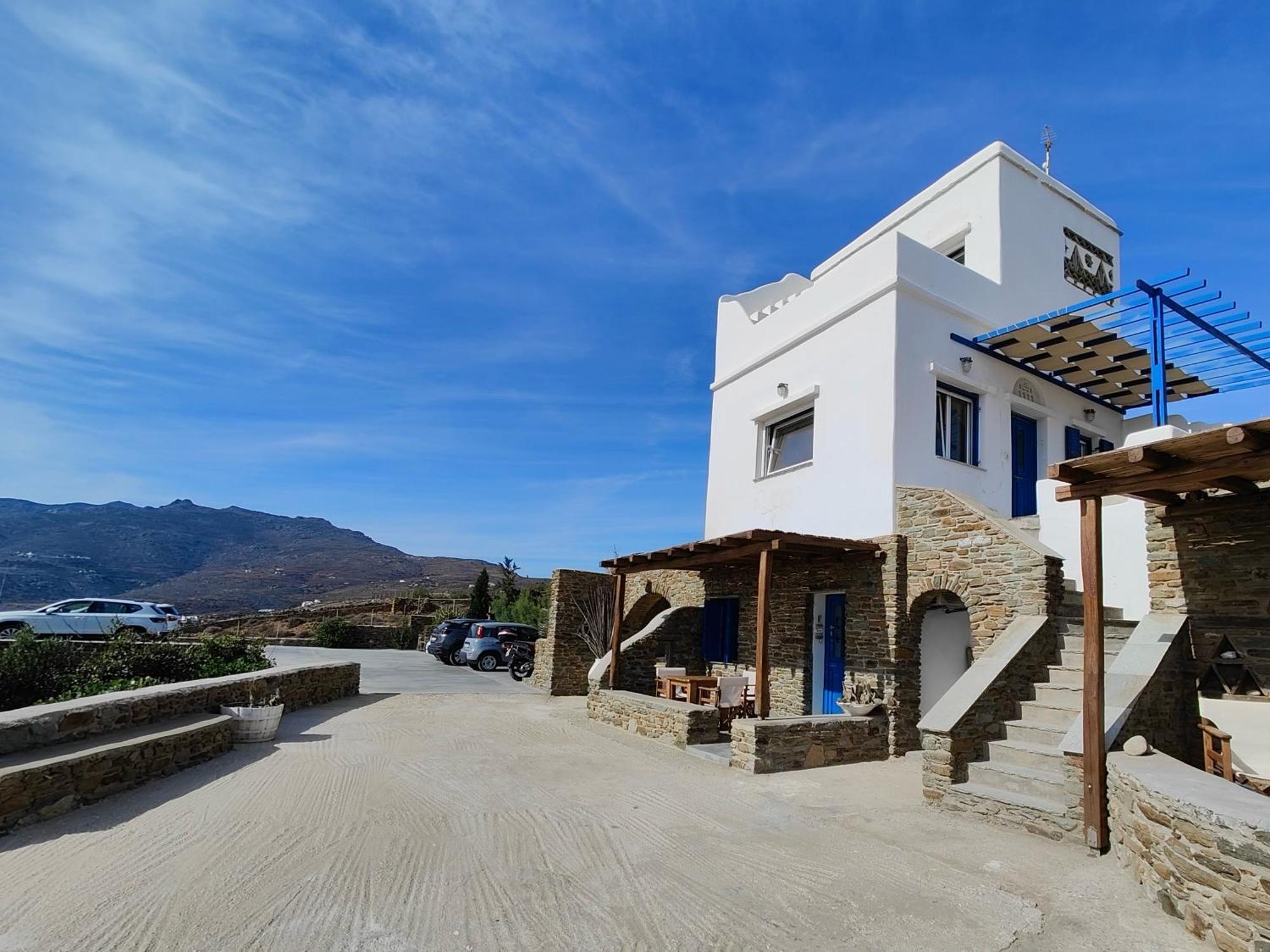 Avissalou Apartments Agios Romanos Bagian luar foto